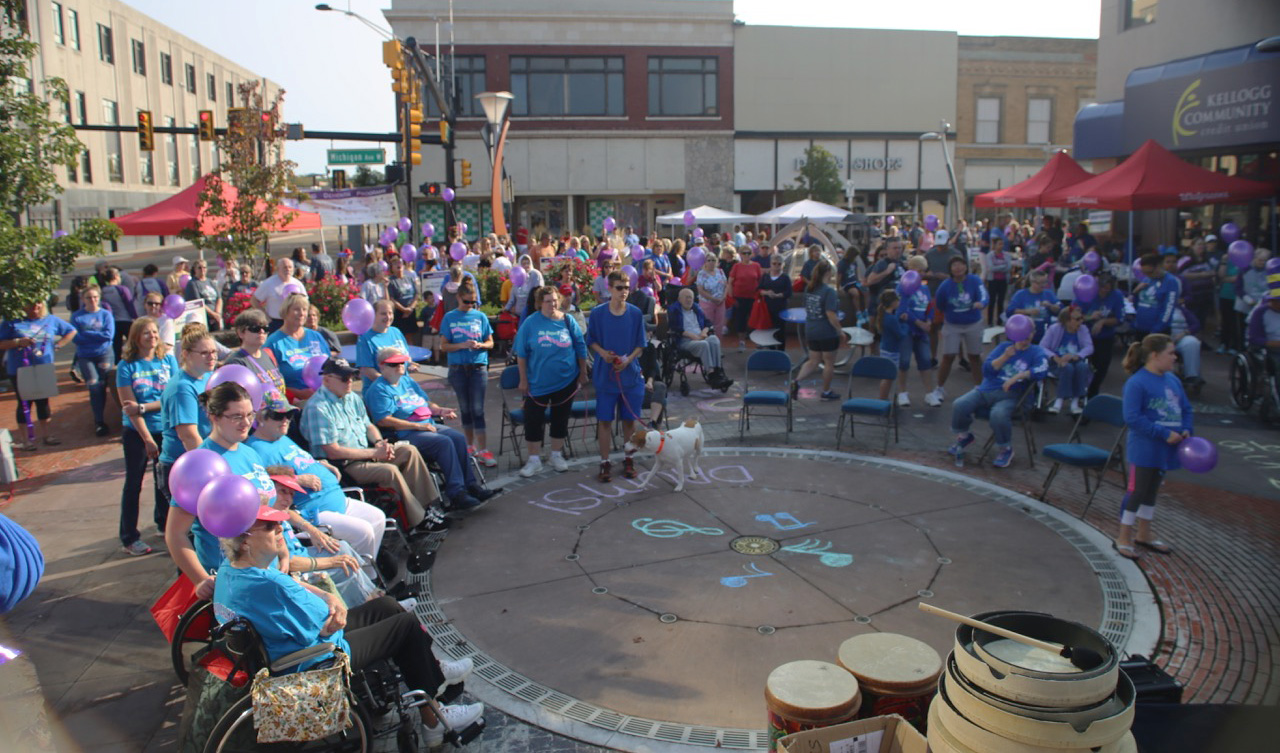 Miles <span style="color: rgb(0, 131, 60);"">For</span> Memories